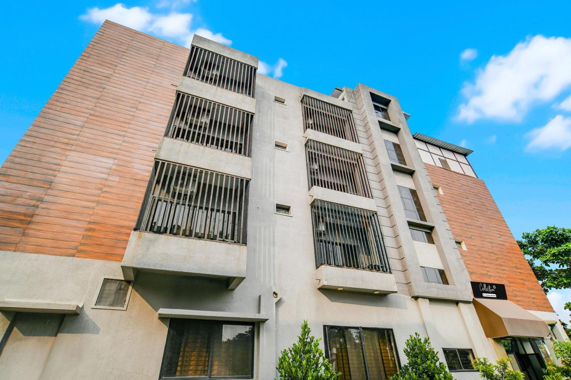 Super Collection O Indore Near Omax City 1 Kanadiya 外观 照片