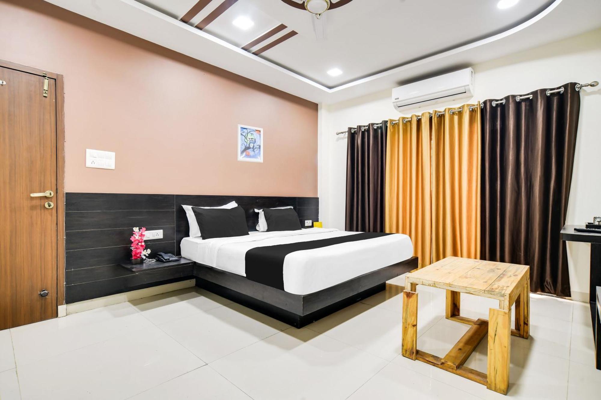 Super Collection O Indore Near Omax City 1 Kanadiya 外观 照片